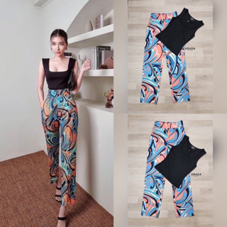 เซตเสื้อแขนกุดผ้ายืดมาพร้อมกางเกงผ้าพิมพ์ลายเก๋ๆเท่ห์ๆเลยคร่า