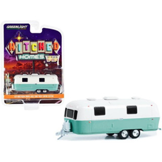 Greenlight 1/64 Hitched Homes Series 13 - 1971 Airstream Double-Axle Land Yacht Safari Custom 34130-D