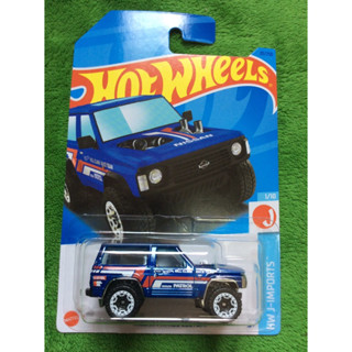 Hotwheels นิสัน น้ำเงิน