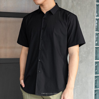 TWENTYSECOND เสื้อเชิ้ตแขนสั้น ผ้าคอตต้อน รุ่น Plain Short Sleeves shirt - สีดำ / Black