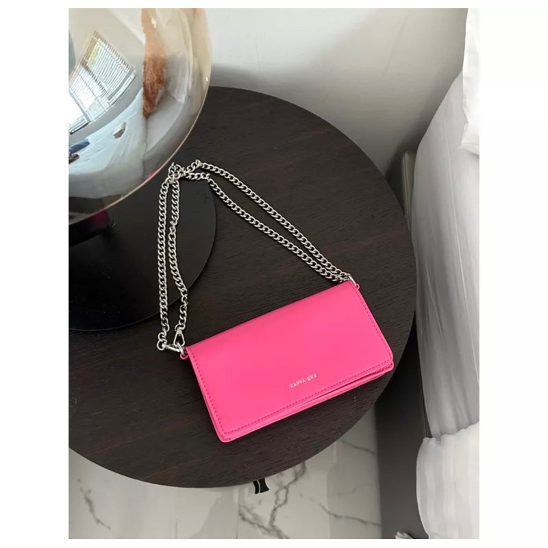 KAPPA Jan Clutch กระเป๋าถือพร้อมสายโซ่ยาว-สี Barbie pink