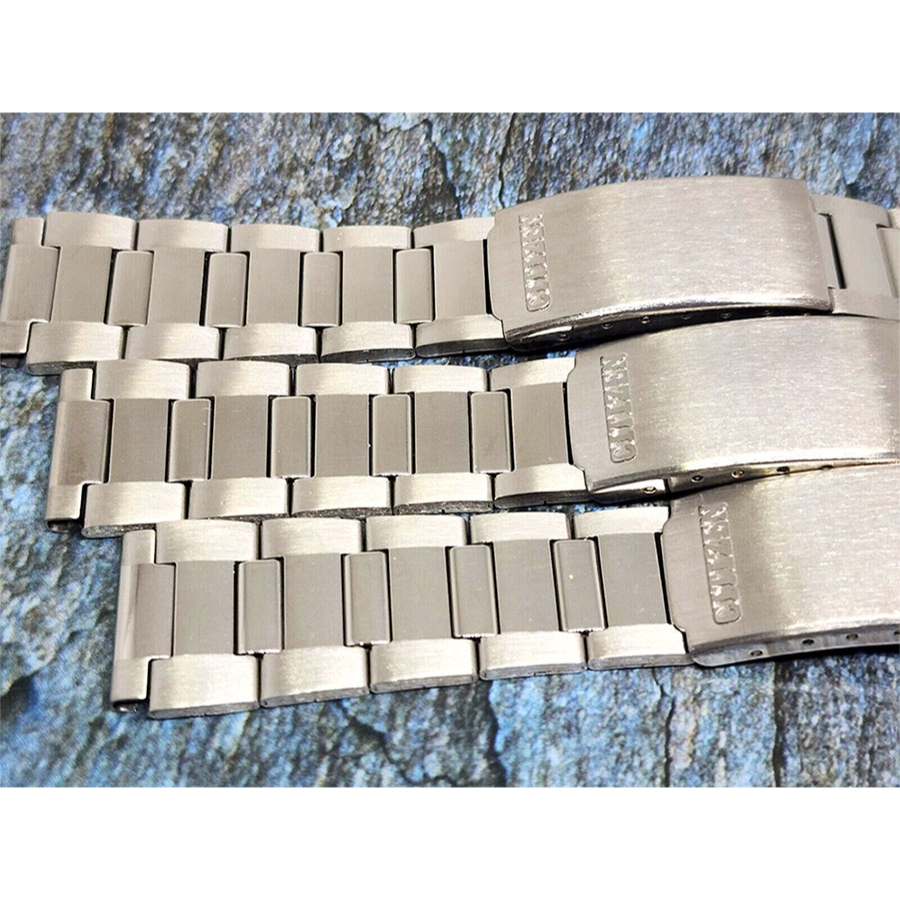 สาย citizen bullhead สายแท้เก่าเก็บ 18mm ใส่ citizen bullhead มด x หรือรุ่นอื่นๆ ที่สาย 18m (นาฬิกาค