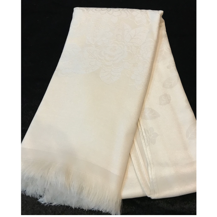 ผ้าพันคอ ผ้าคลุมไหล่ ผ้าไหมไทย Silk Scarf  สีขาว