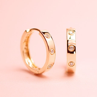 Grace Fine Jewelry ต่างหูห่วงทองแท้ 9K Love Me Lock  With Diamond Huggies