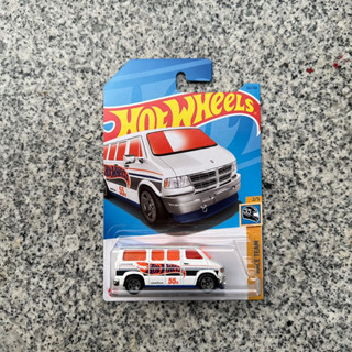 รถเหล็ก Hotwheels Dodge Van ลาย Hotwheels