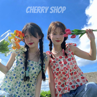 cherryshop พร้อมส่ง🔥เสื้อยืด🍀เสื้อสายเดี่ยวผูกไหล่ สื้อสายเดี่ยว ผูกโบว์ไหล่ ลายดอกเล็ก น่ารัก  เสื้อแฟชั่น ชุดไปทะเล