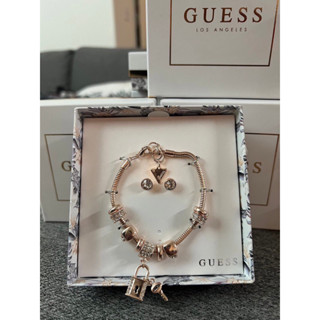 สร้อยข้อมือ กำไลข้อมือ ต่างหู Guess  "Set สร้อยข้อมือ + ต่างหูกุญแจ ทอง" งานแท้ รหัสท-G101-1