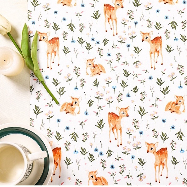 ผ้าคอตตอน 100% ทอทวิล หน้ากว้าง 1.60 เมตร พิมพ์ลายดอกไม้ ตัดขายเป็นเมตร