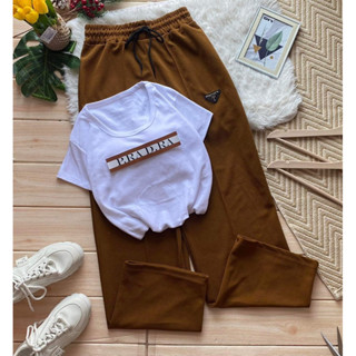 ชุดเซ็ตใส่สบาย เสื้อยืดเข้ารูป+กางเกงขายาว