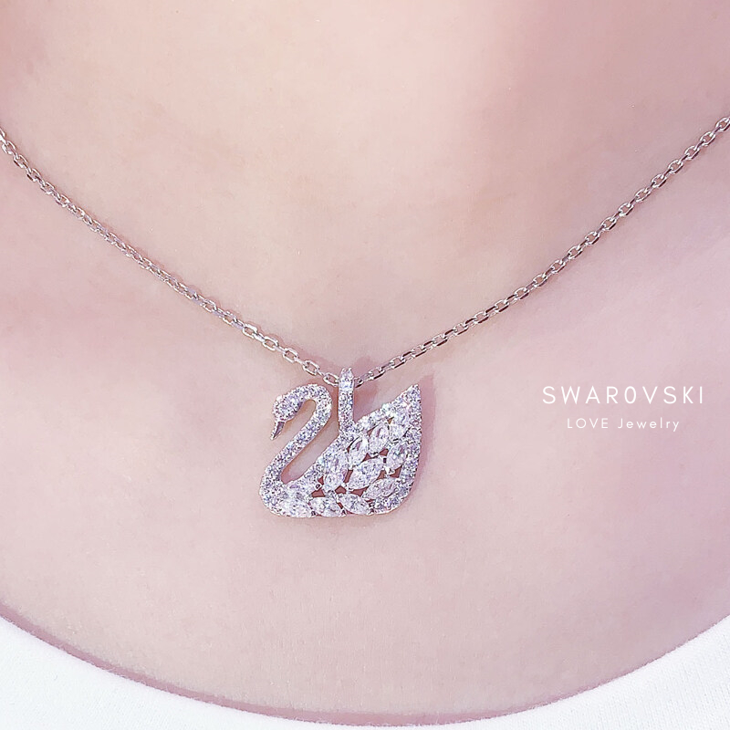 🔥สินค้าพร้อมส่งในไทย🔥ของแท้100%Swarovskiแท้ สร้อย swarovski ของแท้ swarovski LAKE necklaceสร้อยคอ swarovski สวารอฟส ของแ
