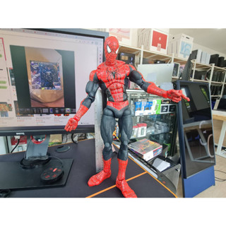 ของแท้ไม่มีกล่อง ตัวใหญ สูงประมาณ 18 นิ้ว ตำหนินิ้วหาย 1 นิ้ว SPIDER-MAN 2 THE ULTIMATE 48 cm. (18") จุดขยับ 67 จุด
