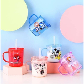 Disney แก้วน้ำเด็ก แก้วน้ำ มีฝาเปิด-ปิดสามารถกันหกได้ พร้อมหลอดดูด ขนาด 300 ML