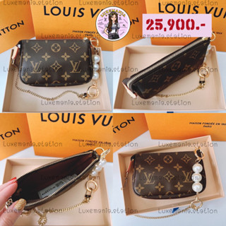 👜: New!! Louis Vuitton Mini Pochette Monogram DC22‼️ก่อนกดสั่งรบกวนทักมาเช็คสต๊อคก่อนนะคะ‼️