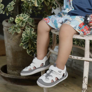 Littlebluelamb รุ่นโลมาขายดี รองเท้าเด็กหัดเดิน ใส่ง่าย แห้งไว ระบายอากาศดี BBB23203-261 รองเท้าเด็กเพื่อสุขภาพ