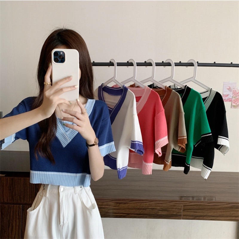 [DODO] พร้อมส่ง | เสื้อครอปไหมพรม คอวี สีสันน่ารัก ไหมพรม ผ้านิ่มใส่สบาย ฟรีไซส์ พร้อมส่ง (9313-1)