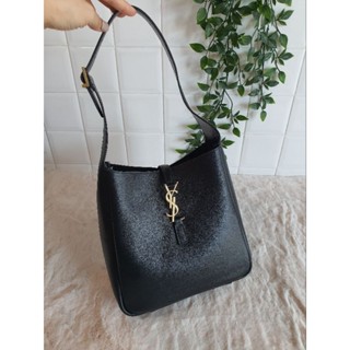 ysl Le 5 A7 small hobo bag