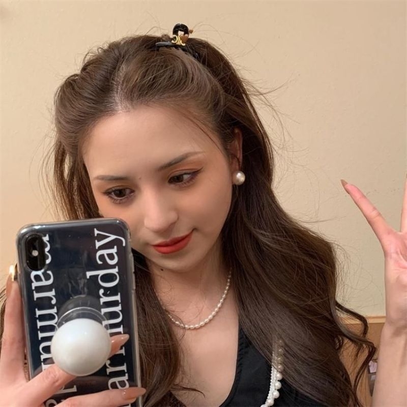 NW4/6กิ๊บคีบผมกิ๊บผมงานแบรนด์เนมสวยๆ คีบตัวเล็กมีlogo1ด้าน พร้อมส่งในไทย ราคา ถูกที่สุด ดีลบีเคเค แกลเลอรีภาพที่ 4