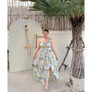 Panra Dress เดรสยาวผ่าหน้า ผูกหลัง ลายใบไม้ - MerryChubbyHouse