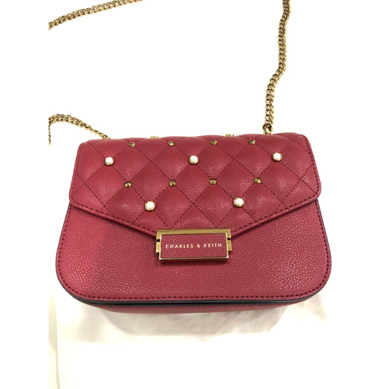 กระเป๋า Charles&Keith