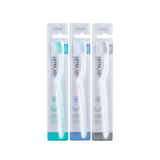 karmart PREMIUM TOOTHBRUSH SKYNLAB ERGO แปรงสีฟันระดับพรีเมี่ยม Ergonomic Design มี 3 สีให้เลือก ( 1 เลือก )