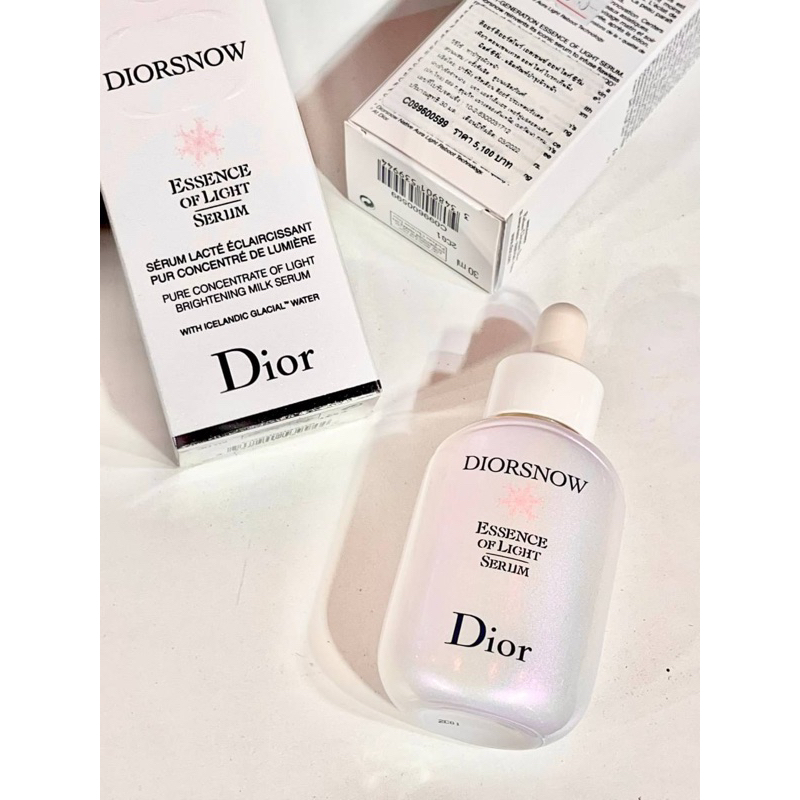 Dior Snow Essence of Light Serum
