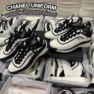 🔥รองเท้าผ้าใบ CHA.NEL เป็นUniform ของแท้ พนักงานเคาท์เตอร์ชา.แนล มีป้าย Uniform Not for resale ด้านในรองเท้าค่ะ