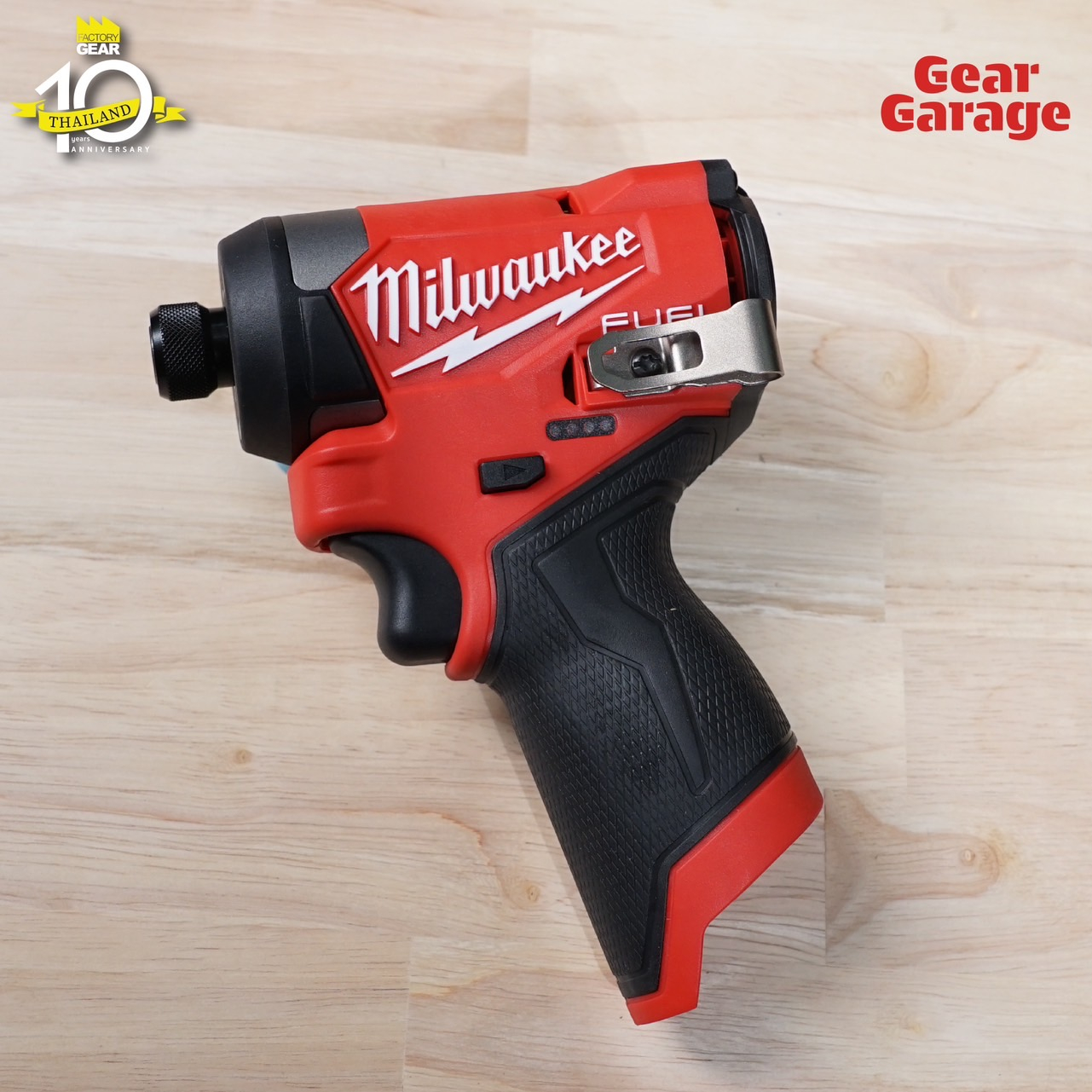 ไขควงกระแทกไร้สาย Milwaukee M12 FID2-0 (ตัวเปล่า) MILWAUKEE NO.M12 FID2-0 M12 Fuel impact driver Hex