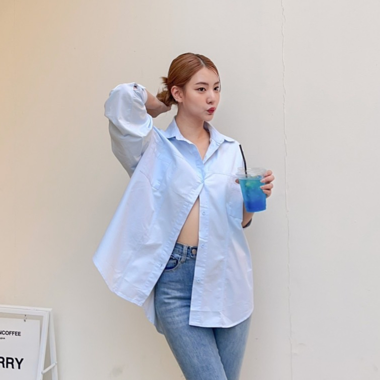 𝗝𝗢𝗟𝗟𝗬 𝗦𝗛𝗜𝗥𝗧 - เชิ้ตแขนยาว Oversized สไตล์เกาหลีดีเทล กระเป๋า 2 ข้าง