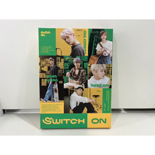 1 CD MUSIC ซีดีเพลงเกาหลี    STRO 8th Mini Album - SWITCH ON [ OFF Ver. ]   (F2F20)