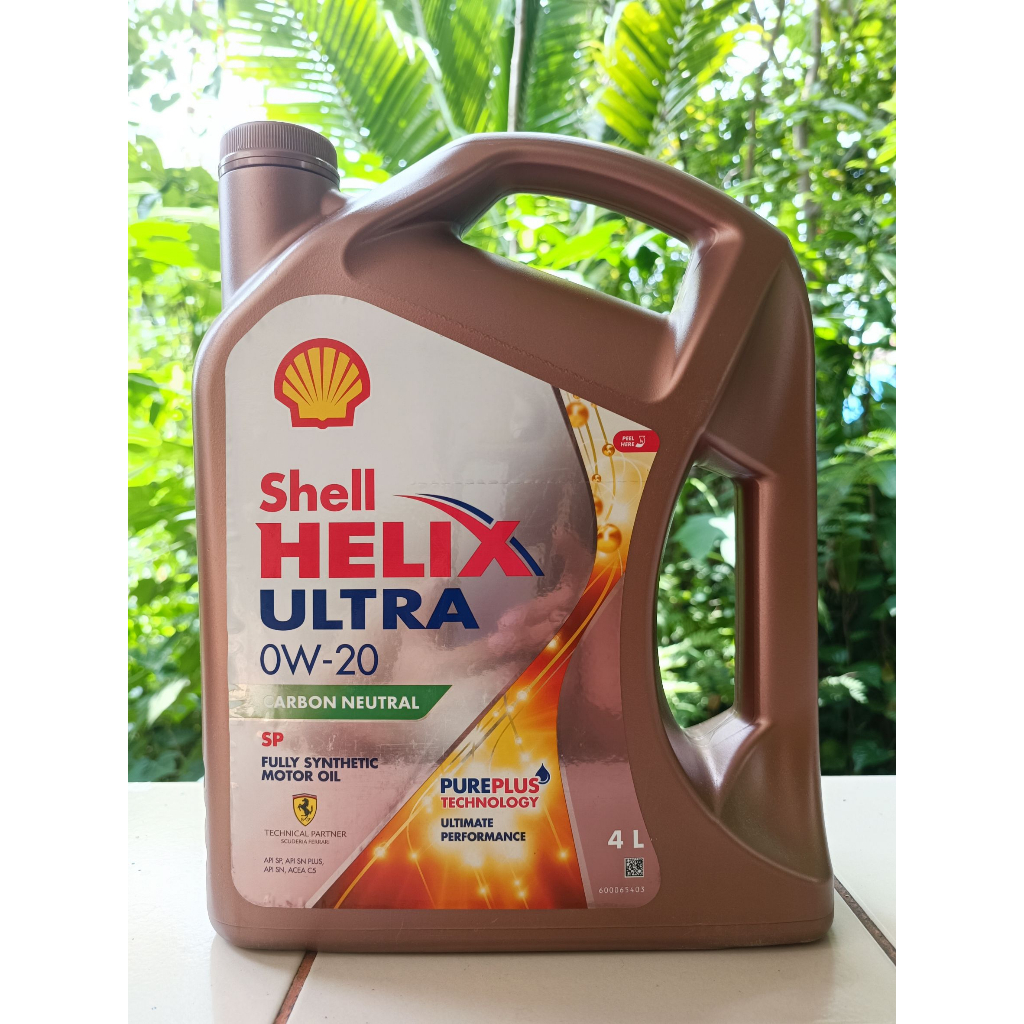 น้ำมันเครื่อง shell helix ultra 0w20 และ ultra 0w40