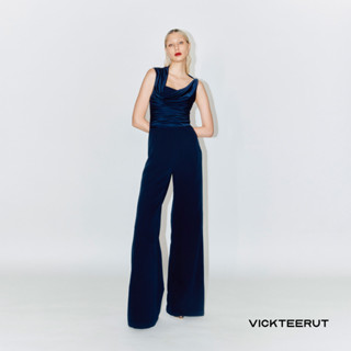 VICKTEERUT Cowl Neck Drape Jumpsuit จัมพ์สูทจับเดรป คอถ่วง