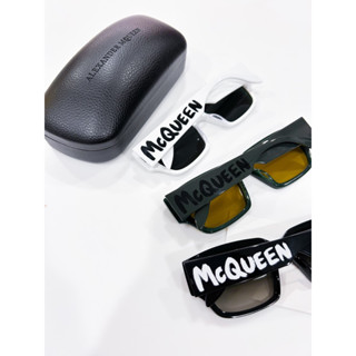 Alexander Mcqueen Sunglasses ร้านเราเป็น Authorized Dealer ขายของแท้เท่านั้นนะค้า