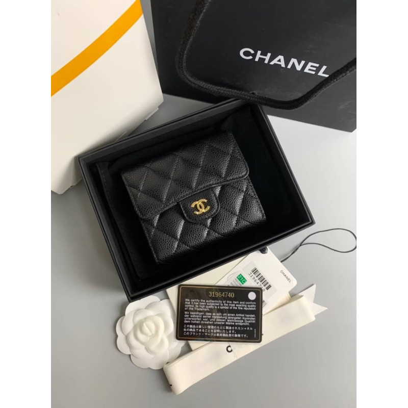 Chanel Trifold wallet caviar(Ori)VIP 📌หนังอิตาลีนำเข้างานเทียบแท้ 📌size 11.5x10.5x3 cm. 📌สินค้าจริงตามรูป งานสวยงาม