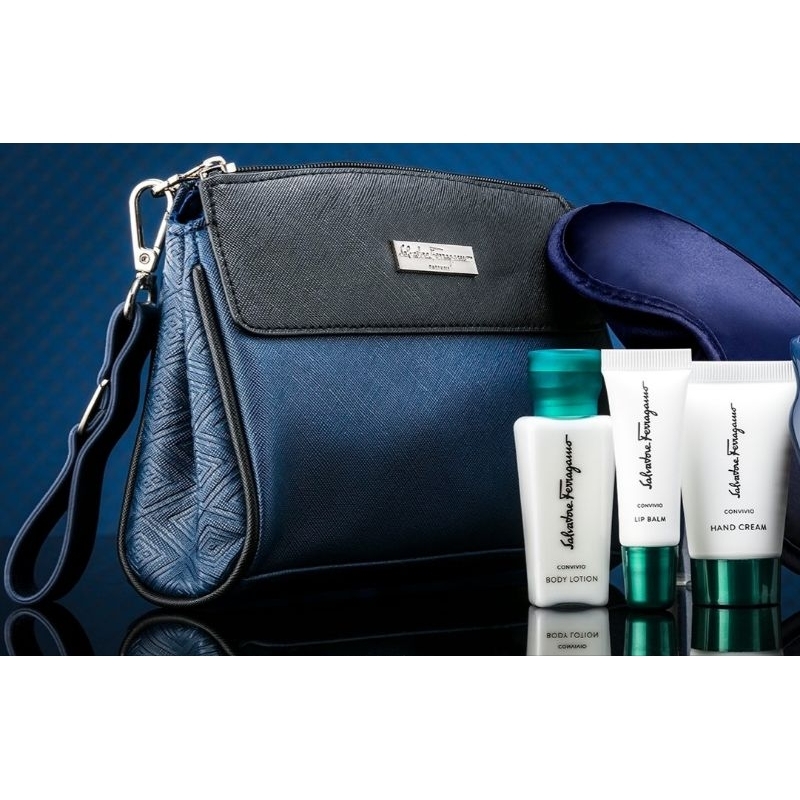 NEW!! EVA Air Salvatore Ferragamo Amenity Kit สีกรมท่า