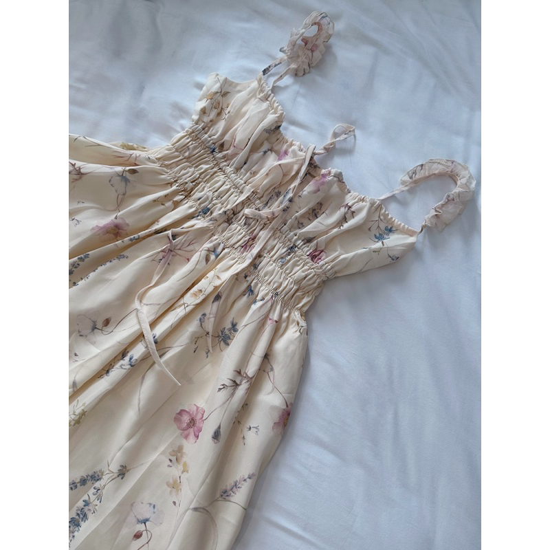 พร้อมส่ง Apita ชุดเดรส สายเดี่ยว ชุดเดรสน่ารัก ชุดใส่ไปงานแต่ง