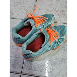 รองเท้ามือสอง newbalance REV Lite