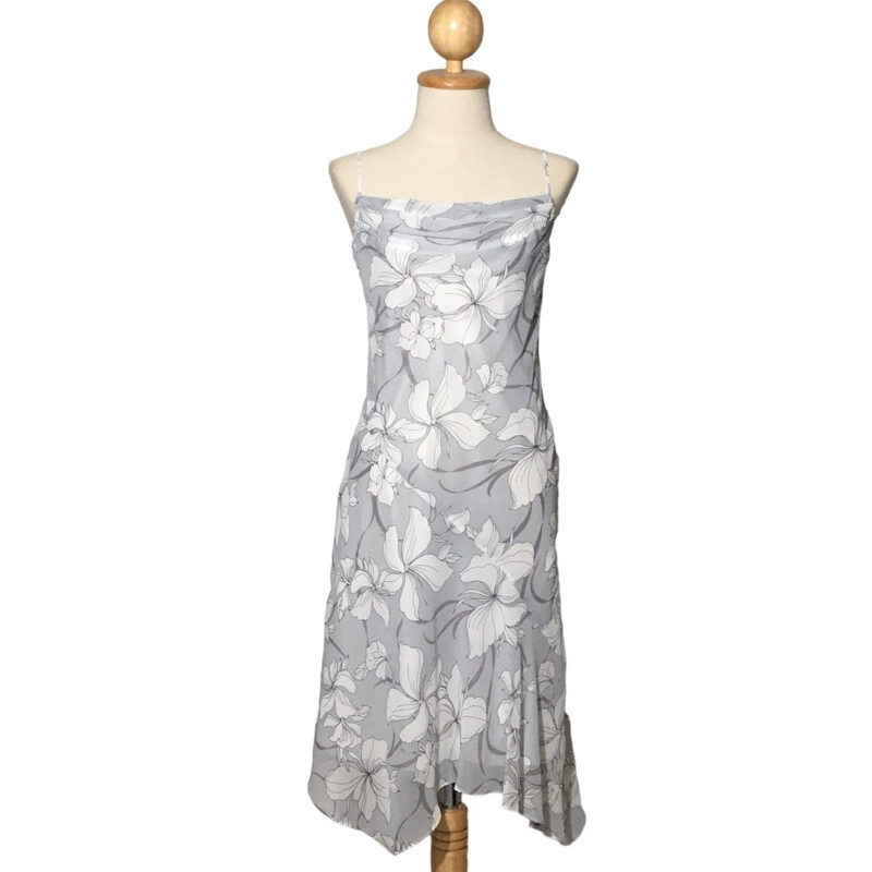 ชุดเดรสยาวคลุมเข่า มือสอง Brand : Pisa-d compal