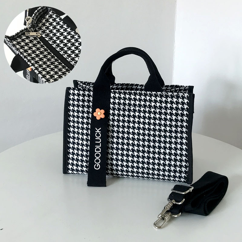 Waris Bag กระเป๋าใส่ Notebook14 นิ้ว MJ CANVAS BAG canvas bag สินค้าพร้อมส่งจากไทย ไม่มีดอกไม้แถมนะคะ