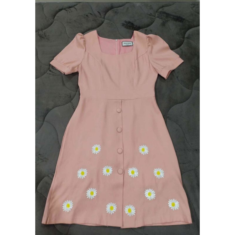 เดรสงานป้าย vegus luxury