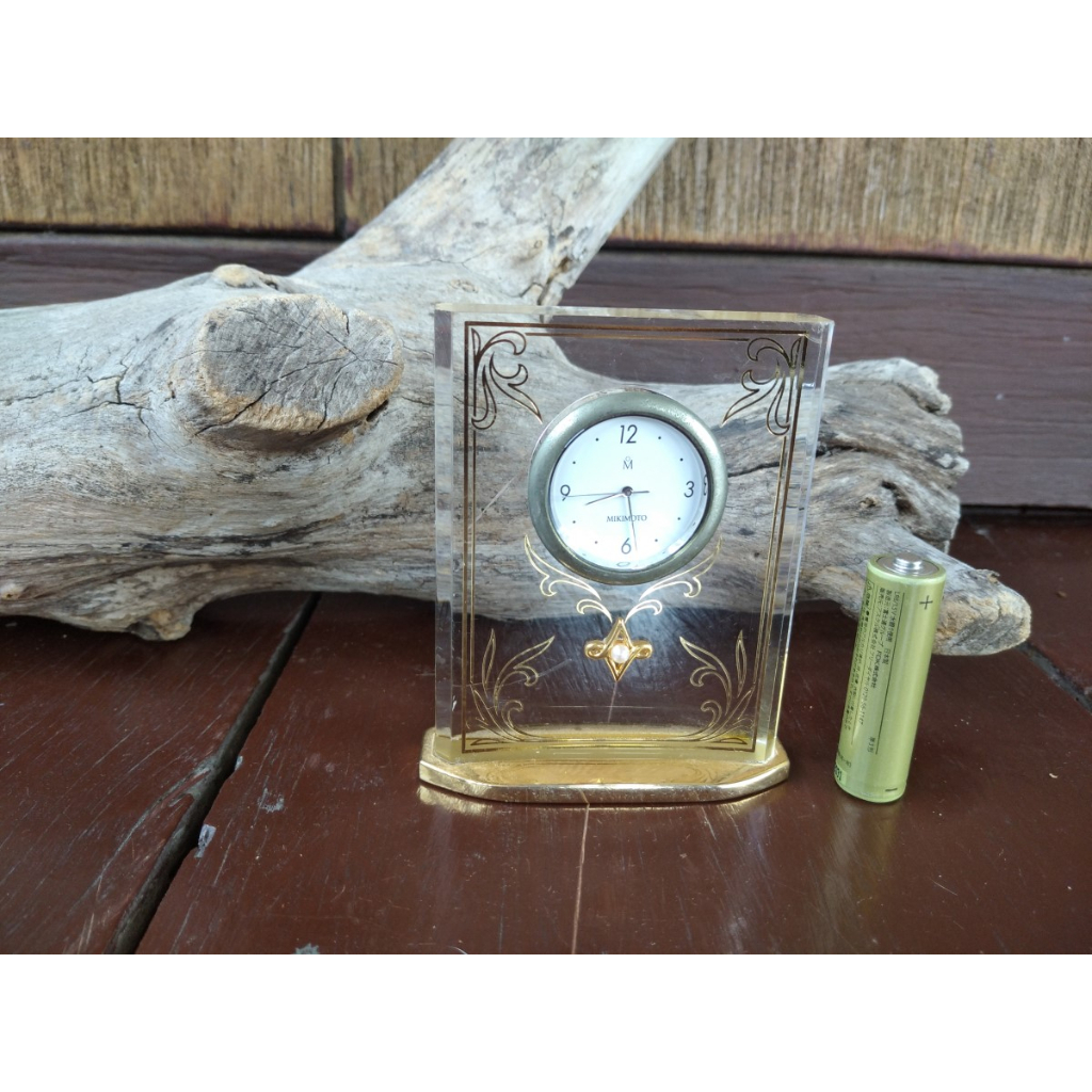 นาฬิกาตั้งโต๊ะ Mikimoto จากญี่ปุ่น