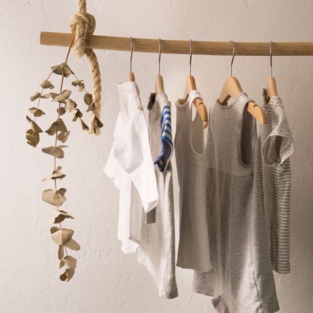 เสื้อผ้าใน Live ราคา 205฿-400฿