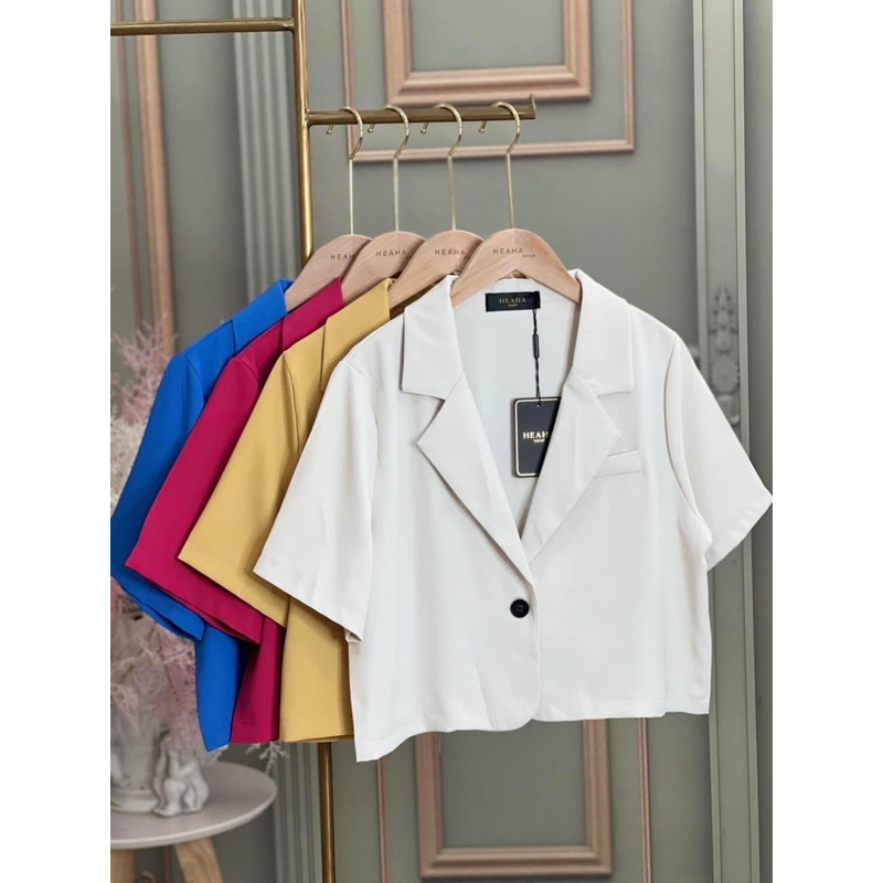 เสื้อครอปblazer สีครีม