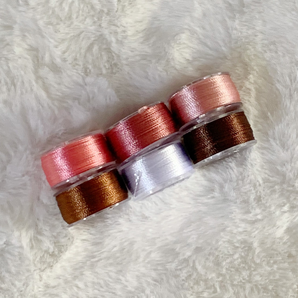 MC พร้อมส่ง เซ็ตด้ายปักหน้าน้อง 6 สี