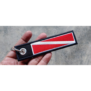 พวงกุญแจ ดำน้ำ นักดำน้ำ ธงดำน้ำ เป็นงานปัก  Scuba Flag Embroidered Tag Keychain