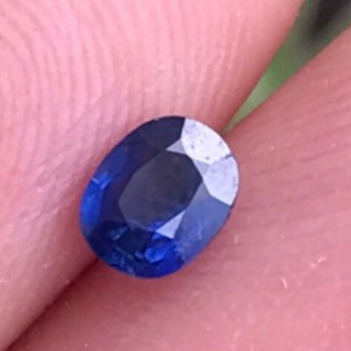 0.39ct 4.8x3.8mm พลอยไพลิน แอฟริกา เผาเก่า VS Oval Blue Sapphire Africa, Heated