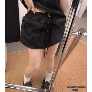 🇰🇷New🇰🇷  Miumiu pocket skirt กระโปรงดีเทลแต่งซิป ด้านในเป็นกางเกง ซอปหน้า ชายรูดได้ค้าา