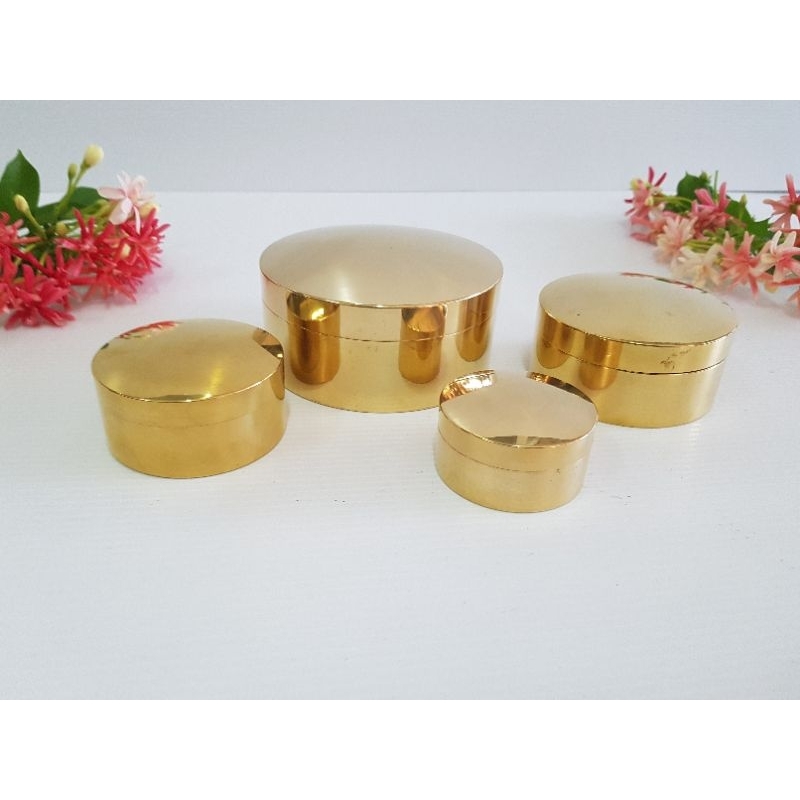 Brass byfa *ตลับทองเหลืองเรียบแววว 4ขนาดให้เลือก 2นิ้ว 2.5นิ้ว 3นิ้ว และ4นิ้ว ทองเหลืองเนื้อดี