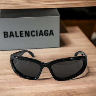 แว่นกันแดด Balenciaga รุ่นSwift Oval รหัสBB0157S สินค้ามาใหม่ ของแท้100% รับประกัน1ปีพร้อมอุปกรณ์ครบset