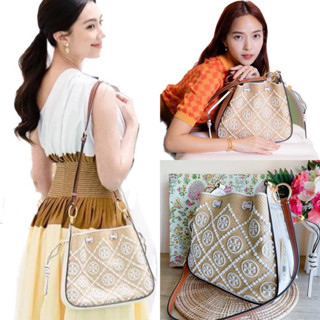 🎀 (สด-ผ่อน) กระเป๋า 11.6 นิ้ว 139101 TORY BURCH T MONOGRAM STRAW BELL BAG NEW IVORY