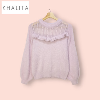 เสื้อ Khalita ผ้าขนถักอย่างดี ไซด์ -  M   อก 40-44 ยาว 25 นิ้ว เสื้อทรงสวยน่ารักมาก ขนสวย แต่งลูกไม้  ผ้าดีทิ้งตัวสวย